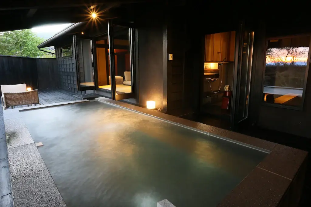 High-altitude private onsen at Gekkoujyu Kurokawa in Kyushu